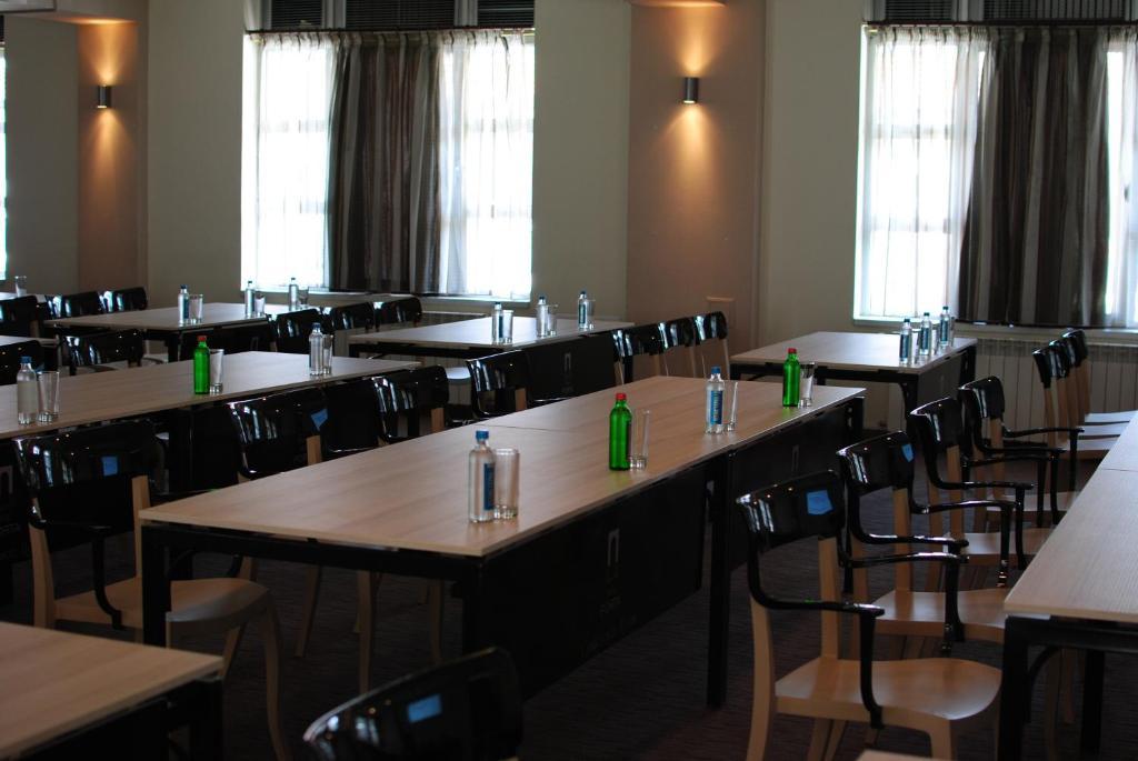Hotel Porta سكوبجي الاعمال الصورة
